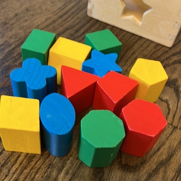 Melissa & Doug Shape Sorting Cube and Jumbo Wooden Geometric Shapes Puzzle - Picture 10 of 16